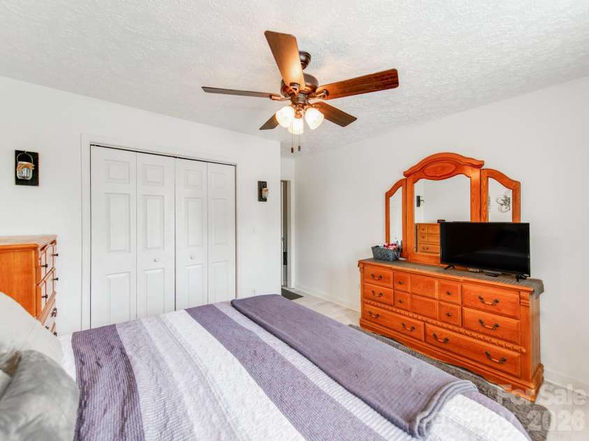 3163 River Road, Lincolnton, NC 28092.  MLS# CAR4412469, YatesRealty ID 54190. Primary bedroom