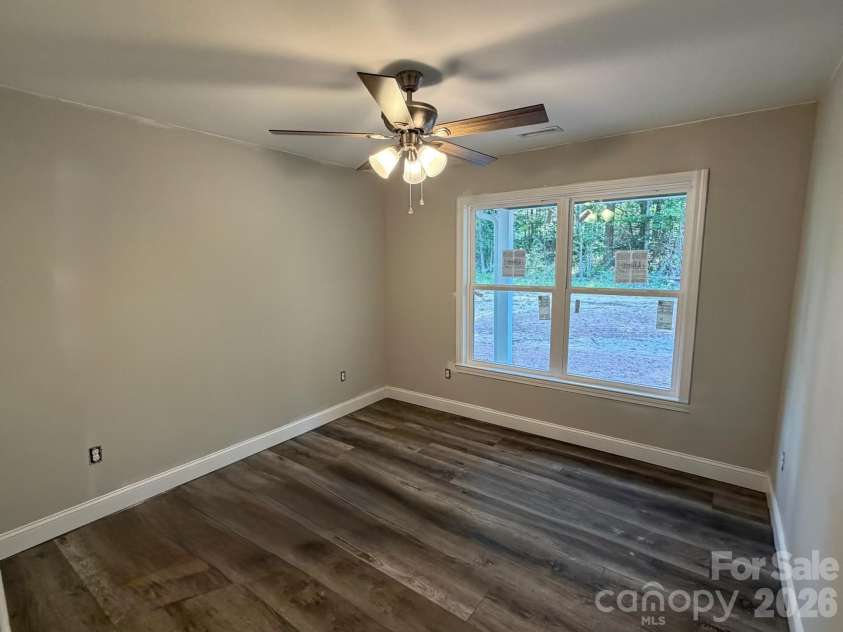 293 Jumping Branch Road, Blacksburg, SC 29702.  MLS# CAR4429324, YatesRealty ID 54191. 