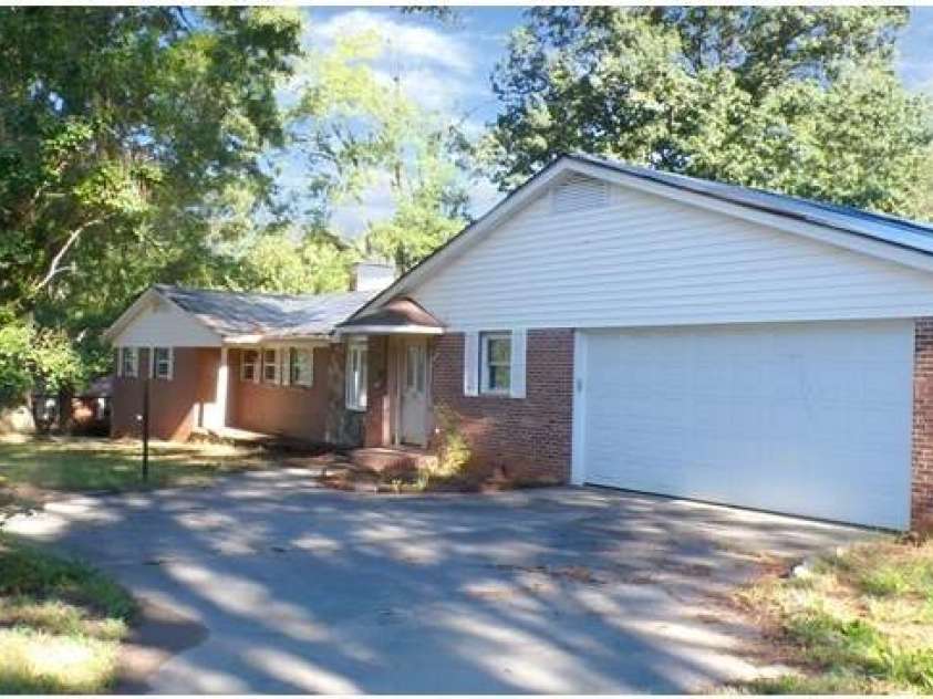 620 Mt Hope Church Road, Salisbury, NC 28146.  MLS# CAR4430575, YatesRealty ID 54197. 