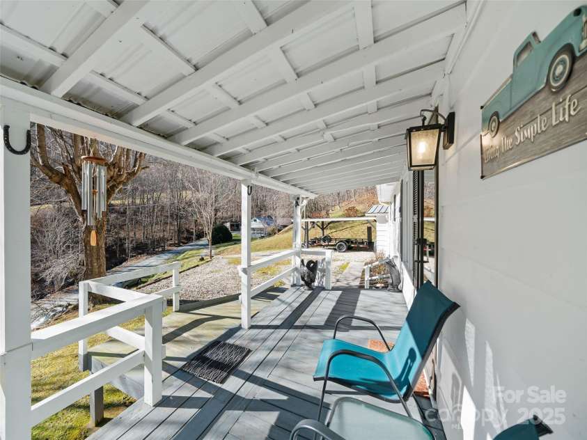 2850 Henson Creek Road, Newland, NC 28657.  MLS# CAR4329735, YatesRealty ID 542. 