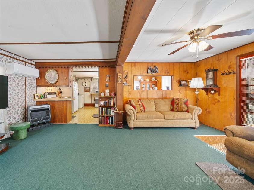 2850 Henson Creek Road, Newland, NC 28657.  MLS# CAR4329735, YatesRealty ID 542. 