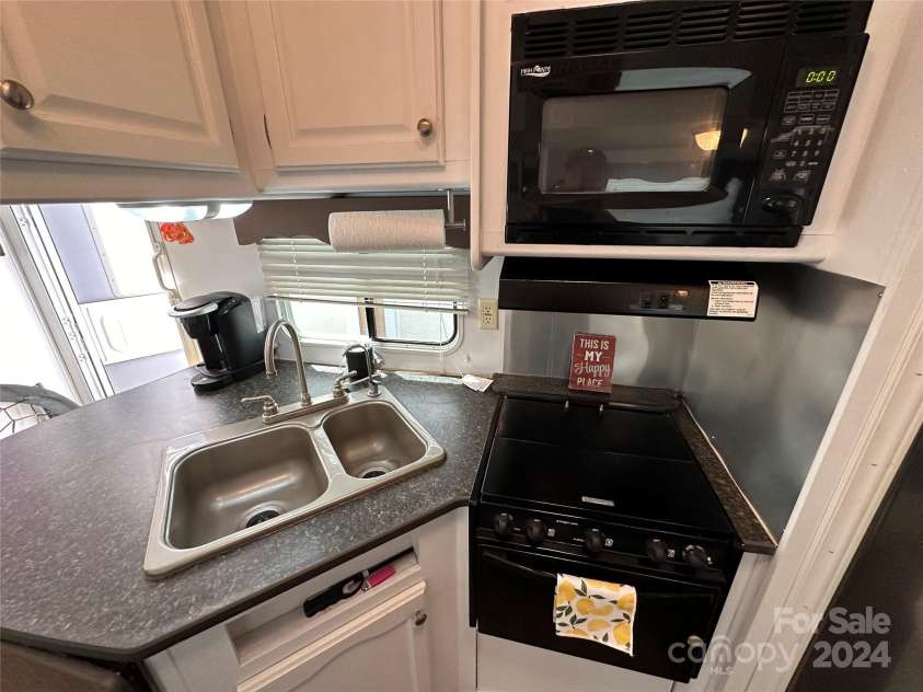 332 Mount View Lane, New London, NC 28127.  MLS# CAR4150235, YatesRealty ID 542. 