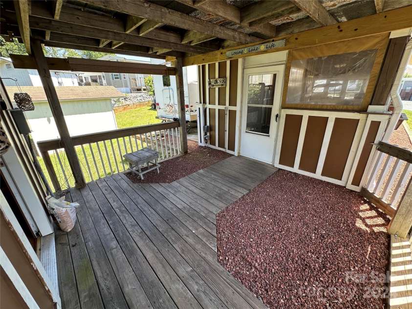 332 Mount View Lane, New London, NC 28127.  MLS# CAR4150235, YatesRealty ID 542. 