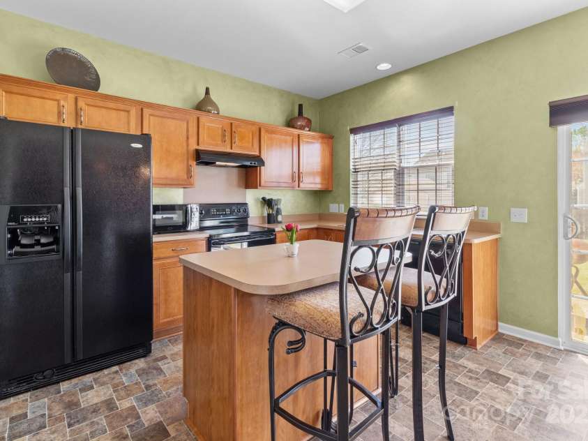 2319 Arbor Vista Drive, Charlotte, NC 28262.  MLS# CAR4240928, YatesRealty ID 5420. Kitchen view 1