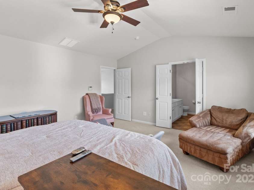 2319 Arbor Vista Drive, Charlotte, NC 28262.  MLS# CAR4240928, YatesRealty ID 5420. Primary Bedroom