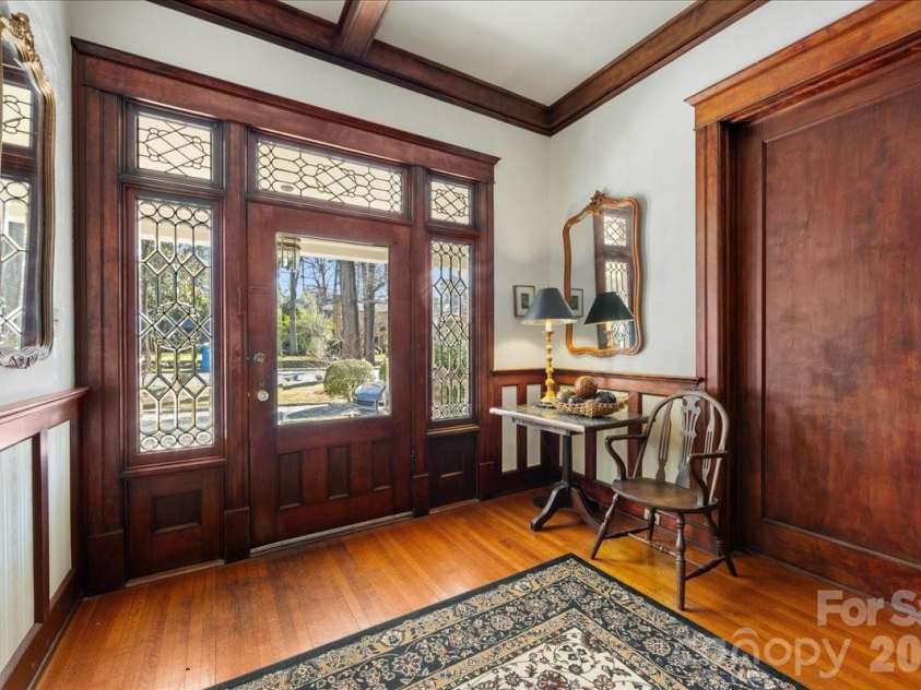 509 Clement Avenue, Charlotte, NC 28204.  MLS# CAR4355335, YatesRealty ID 5420. 