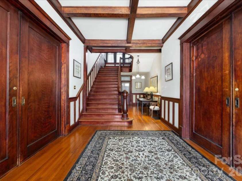 509 Clement Avenue, Charlotte, NC 28204.  MLS# CAR4355335, YatesRealty ID 5420. 