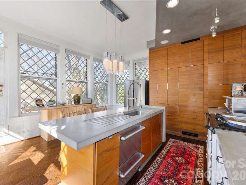509 Clement Avenue, Charlotte, NC 28204.  MLS# CAR4355335, YatesRealty ID 5420. 
