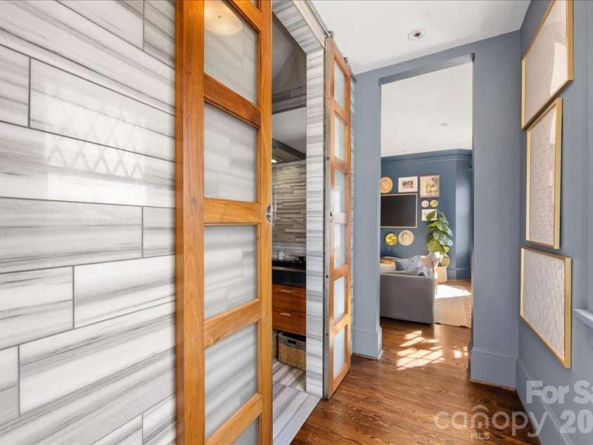 509 Clement Avenue, Charlotte, NC 28204.  MLS# CAR4355335, YatesRealty ID 5420. 