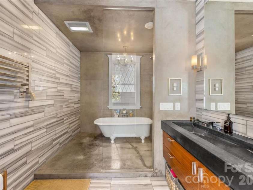509 Clement Avenue, Charlotte, NC 28204.  MLS# CAR4355335, YatesRealty ID 5420. 
