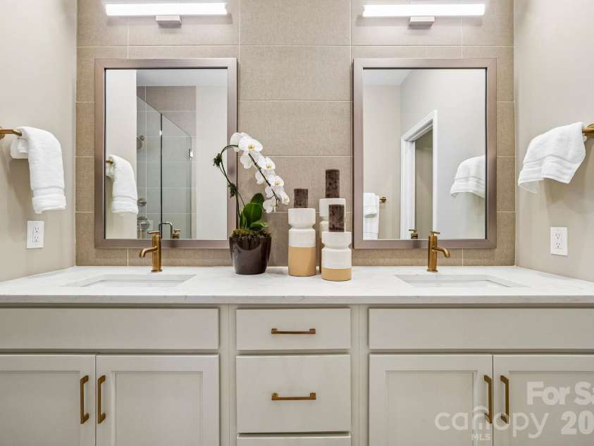 25029 Sprenger Drive, Cornelius, NC 28031.  MLS# CAR4430610, YatesRealty ID 54200. Sample Photo Only - Model Home - Interior Unit Shown