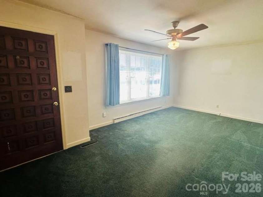 1415 Melrose Drive, Shelby, NC 28152.  MLS# CAR4430198, YatesRealty ID 54203. 