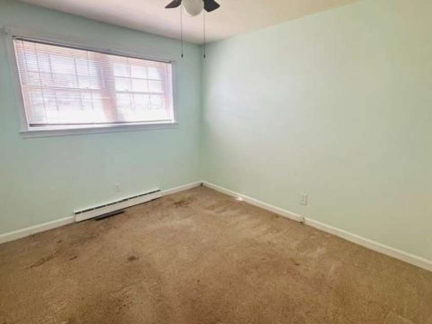 1415 Melrose Drive, Shelby, NC 28152.  MLS# CAR4430198, YatesRealty ID 54203. 