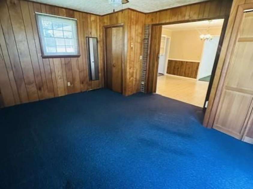 1415 Melrose Drive, Shelby, NC 28152.  MLS# CAR4430198, YatesRealty ID 54203. 