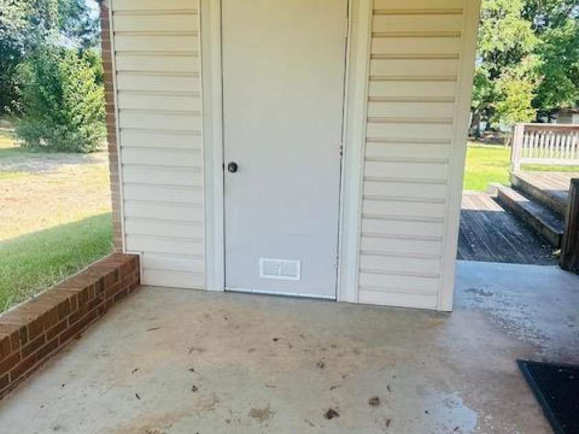 1415 Melrose Drive, Shelby, NC 28152.  MLS# CAR4430198, YatesRealty ID 54203. 