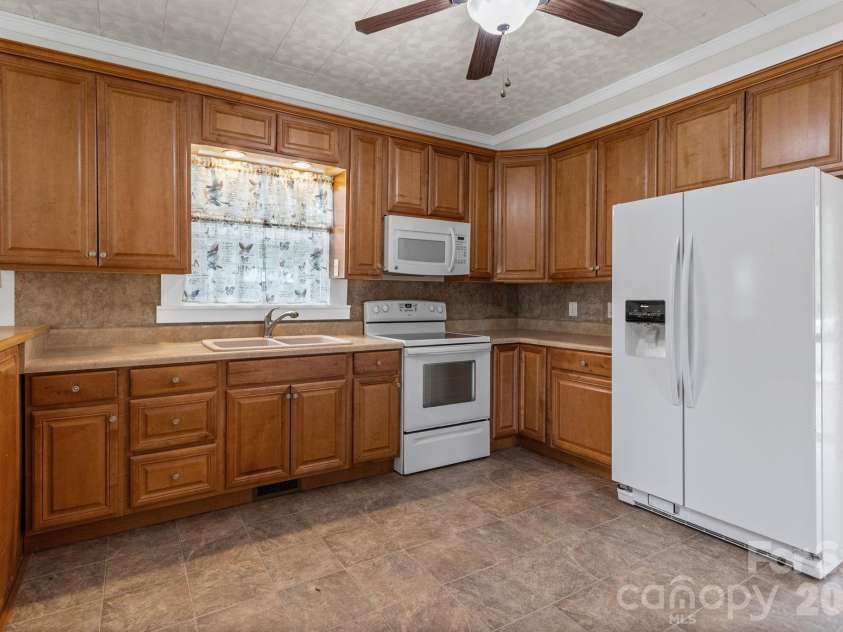 403 Faulkner Street, Clover, SC 29710.  MLS# CAR4411188, YatesRealty ID 54206. 