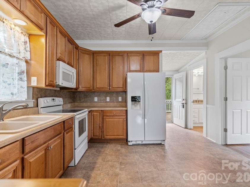 403 Faulkner Street, Clover, SC 29710.  MLS# CAR4411188, YatesRealty ID 54206. 