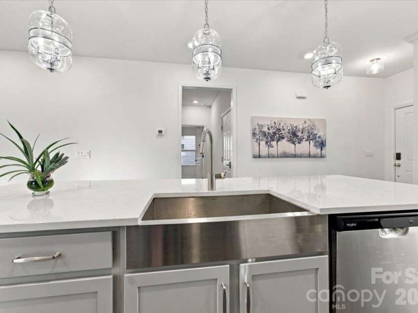 24550 Blue Heron Circle, Lancaster, SC 29720.  MLS# CAR4428673, YatesRealty ID 54208. 