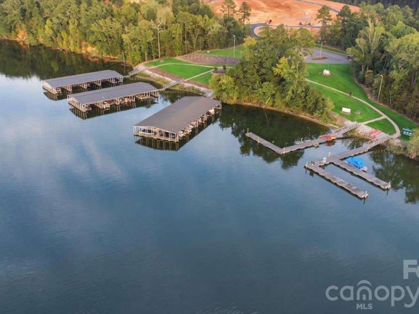 24550 Blue Heron Circle, Lancaster, SC 29720.  MLS# CAR4428673, YatesRealty ID 54208. Edgewater Marina