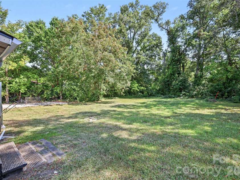 1013 Martin Avenue, Rock Hill, SC 29730.  MLS# CAR4428779, YatesRealty ID 54209. 