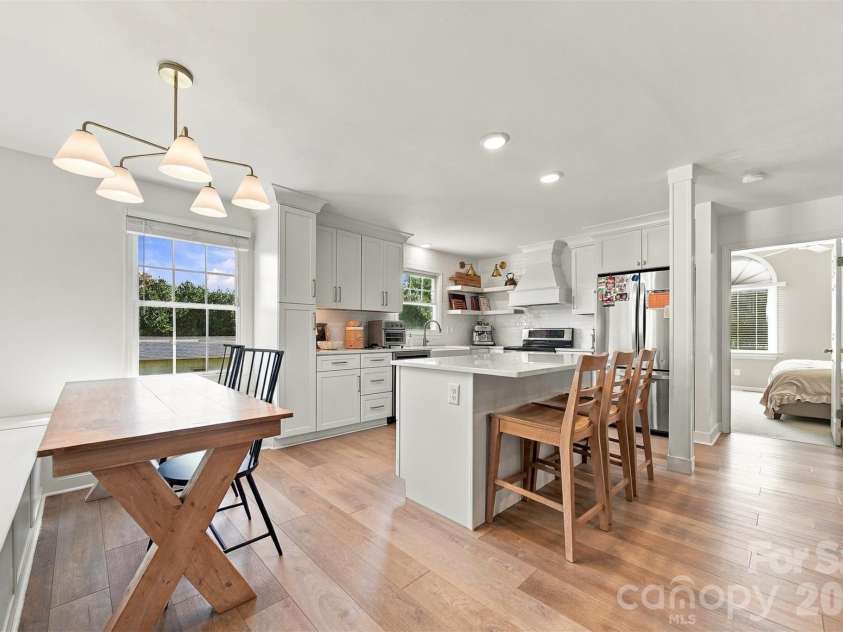 1256 Willow Drive, Morganton, NC 28655.  MLS# CAR4430614, YatesRealty ID 54211. 