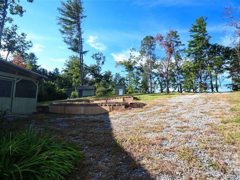 6 Mountain Oaks Drive, Fletcher, NC 28732.  MLS# CAR4429014, YatesRealty ID 54212. 