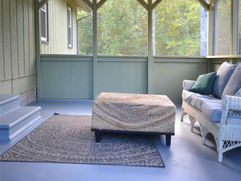 6 Mountain Oaks Drive, Fletcher, NC 28732.  MLS# CAR4429014, YatesRealty ID 54212. 