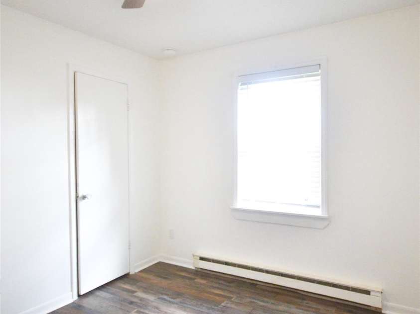 6 Mountain Oaks Drive, Fletcher, NC 28732.  MLS# CAR4429014, YatesRealty ID 54212. 