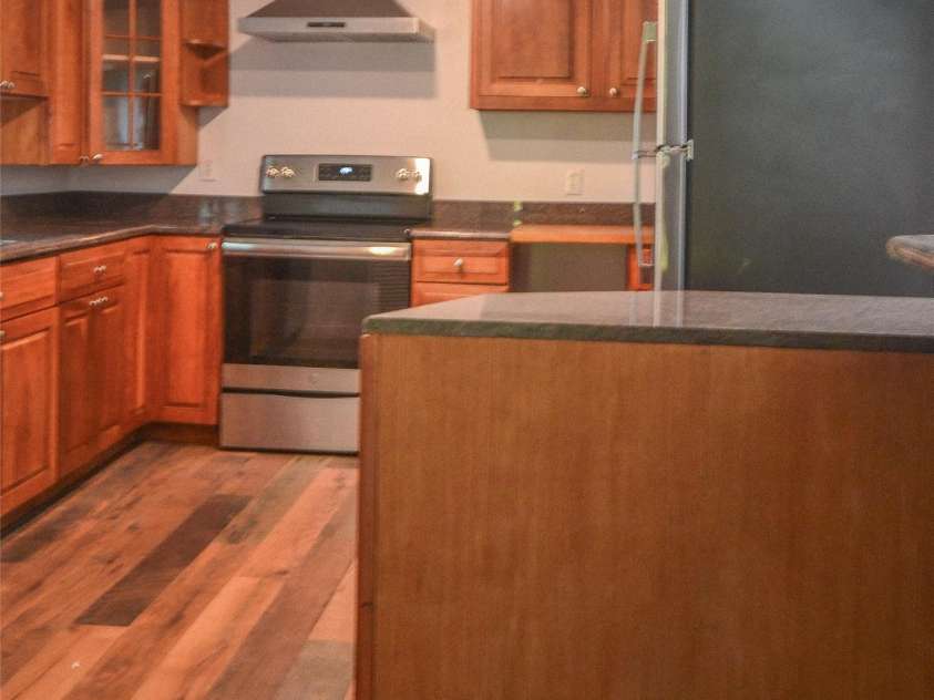 6 Mountain Oaks Drive, Fletcher, NC 28732.  MLS# CAR4429014, YatesRealty ID 54212. 
