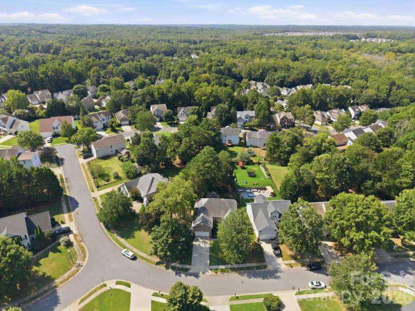 12022 Harmon Lane, Pineville, NC 28134.  MLS# CAR4430625, YatesRealty ID 54213. 