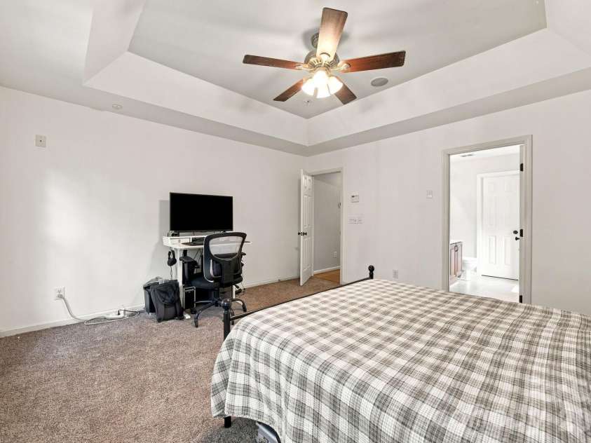12022 Harmon Lane, Pineville, NC 28134.  MLS# CAR4430625, YatesRealty ID 54213. 