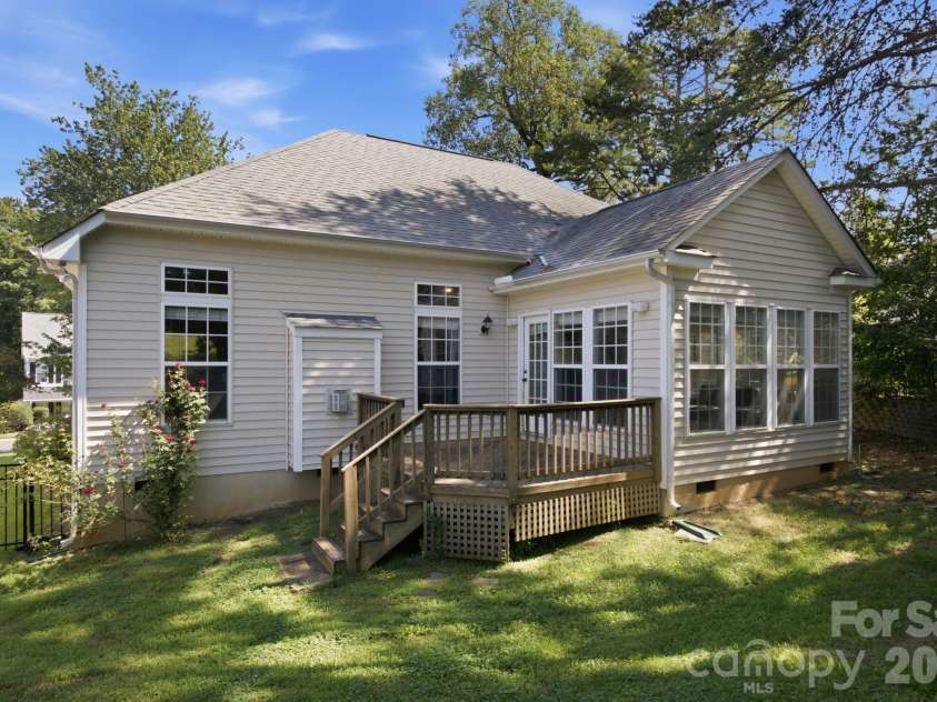 12022 Harmon Lane, Pineville, NC 28134.  MLS# CAR4430625, YatesRealty ID 54213. 