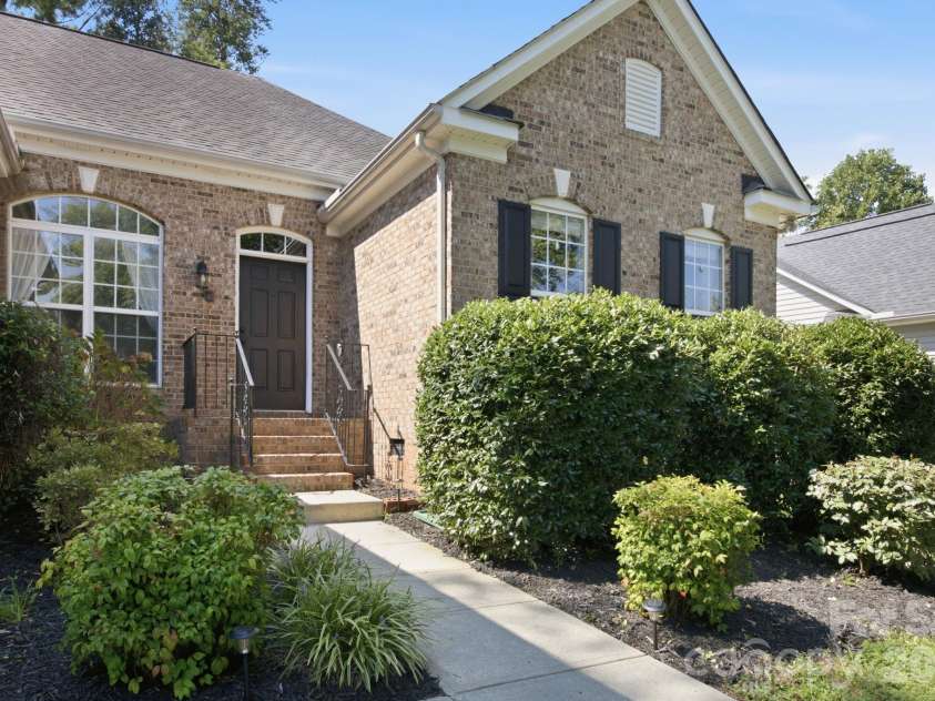 12022 Harmon Lane, Pineville, NC 28134.  MLS# CAR4430625, YatesRealty ID 54213. 