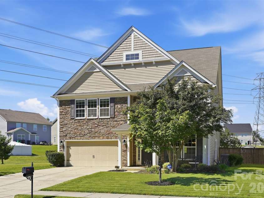 13507 David Jennings Avenue, Charlotte, NC 28213.  MLS# CAR4429756, YatesRealty ID 54215. 