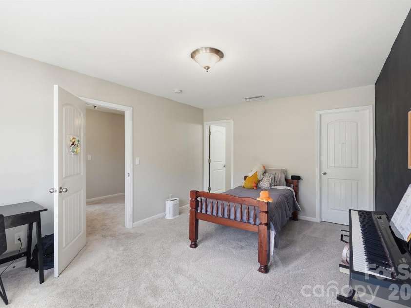 13507 David Jennings Avenue, Charlotte, NC 28213.  MLS# CAR4429756, YatesRealty ID 54215. Bedroom 3