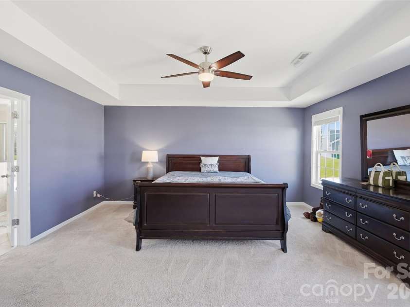 13507 David Jennings Avenue, Charlotte, NC 28213.  MLS# CAR4429756, YatesRealty ID 54215. Oversized Primary Retreat