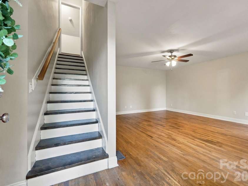 205 Colonial Avenue, Concord, NC 28025.  MLS# CAR4430236, YatesRealty ID 54217. 