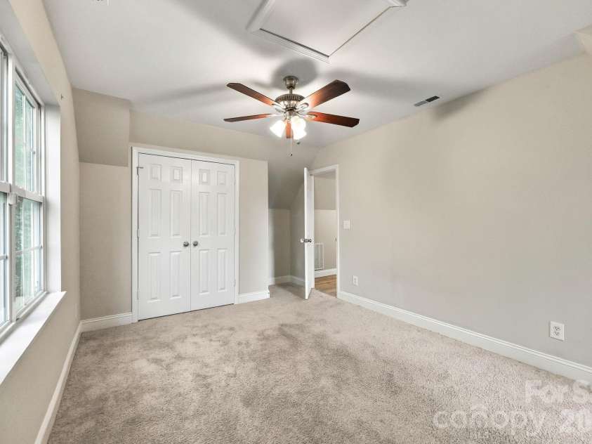 205 Colonial Avenue, Concord, NC 28025.  MLS# CAR4430236, YatesRealty ID 54217. 