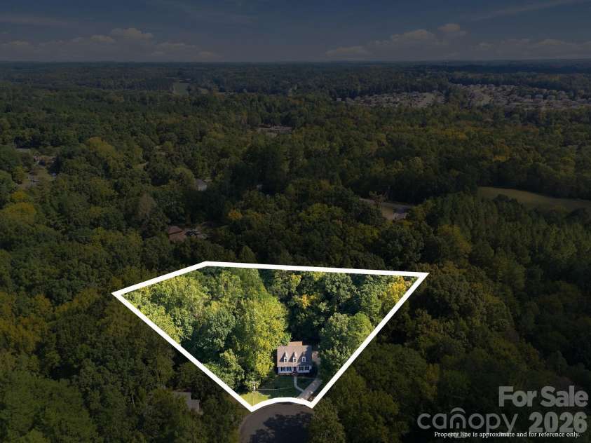 205 Colonial Avenue, Concord, NC 28025.  MLS# CAR4430236, YatesRealty ID 54217. 