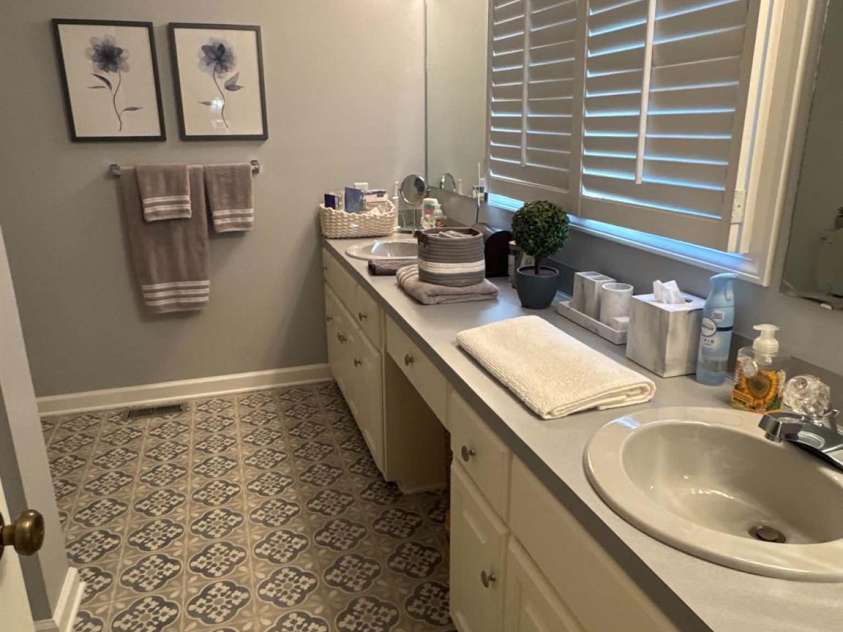 5231 Dusty Lane, Granite Falls, NC 28630.  MLS# CAR4430376, YatesRealty ID 54219. 