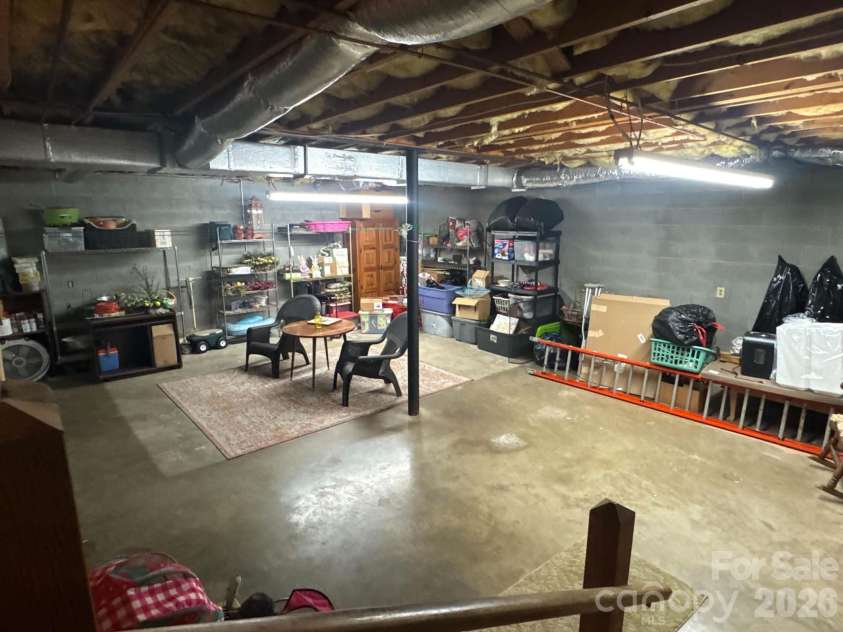 5231 Dusty Lane, Granite Falls, NC 28630.  MLS# CAR4430376, YatesRealty ID 54219. 