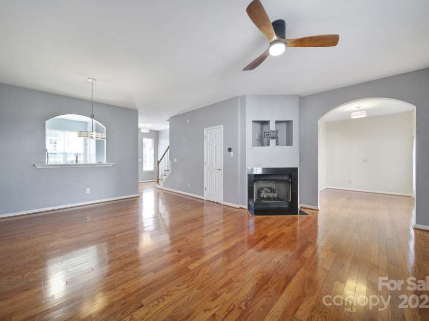2399 Woodridge Drive, Fort Mill, SC 29715.  MLS# CAR4231680, YatesRealty ID 5422. 