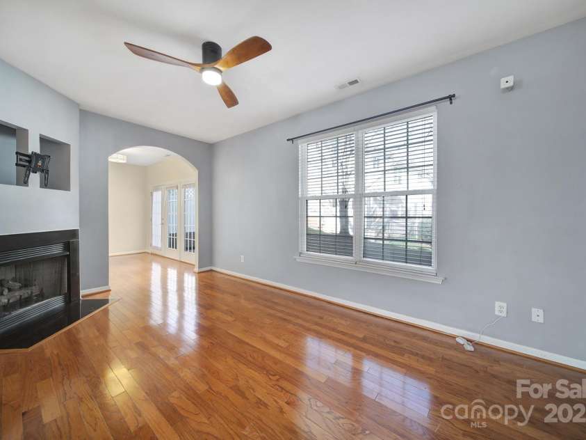 2399 Woodridge Drive, Fort Mill, SC 29715.  MLS# CAR4231680, YatesRealty ID 5422. 