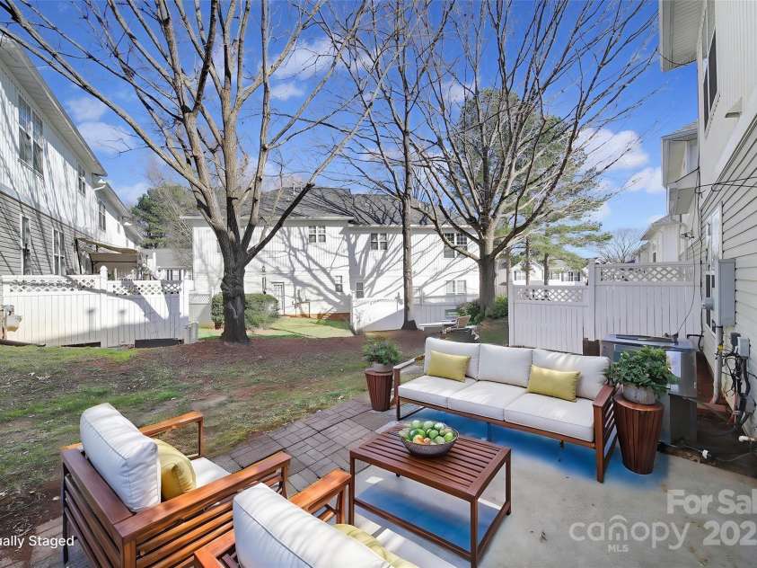 2399 Woodridge Drive, Fort Mill, SC 29715.  MLS# CAR4231680, YatesRealty ID 5422. 