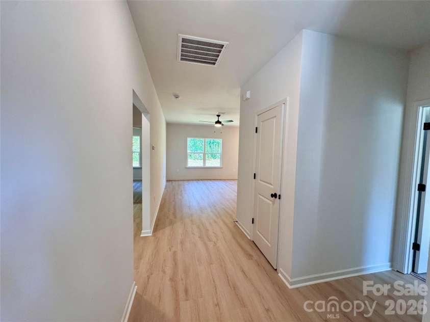 1106 Montcalm Street, Charlotte, NC 28208.  MLS# CAR4430071, YatesRealty ID 54222. 
