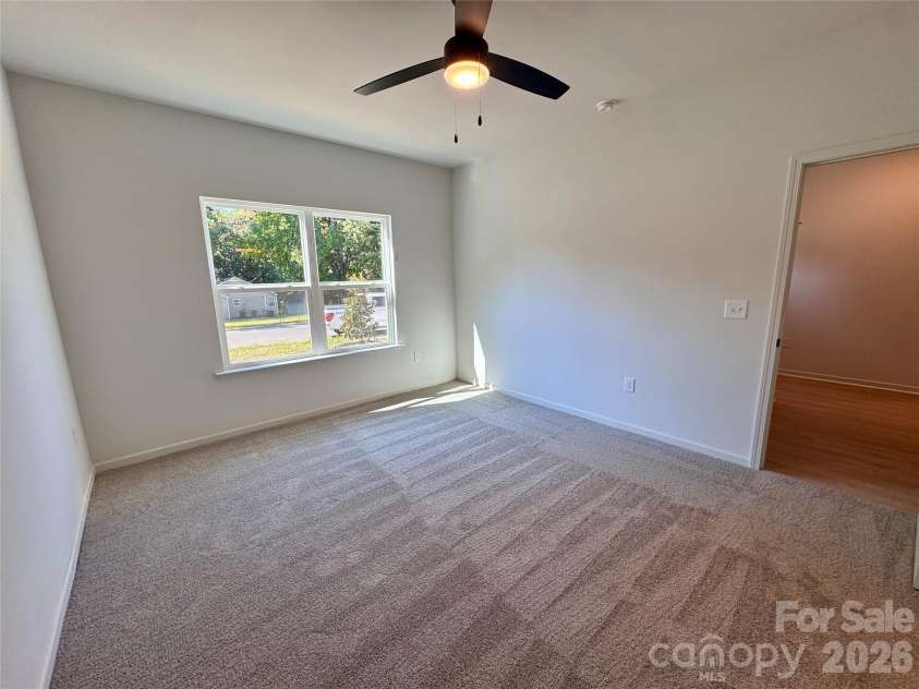 1106 Montcalm Street, Charlotte, NC 28208.  MLS# CAR4430071, YatesRealty ID 54222. 