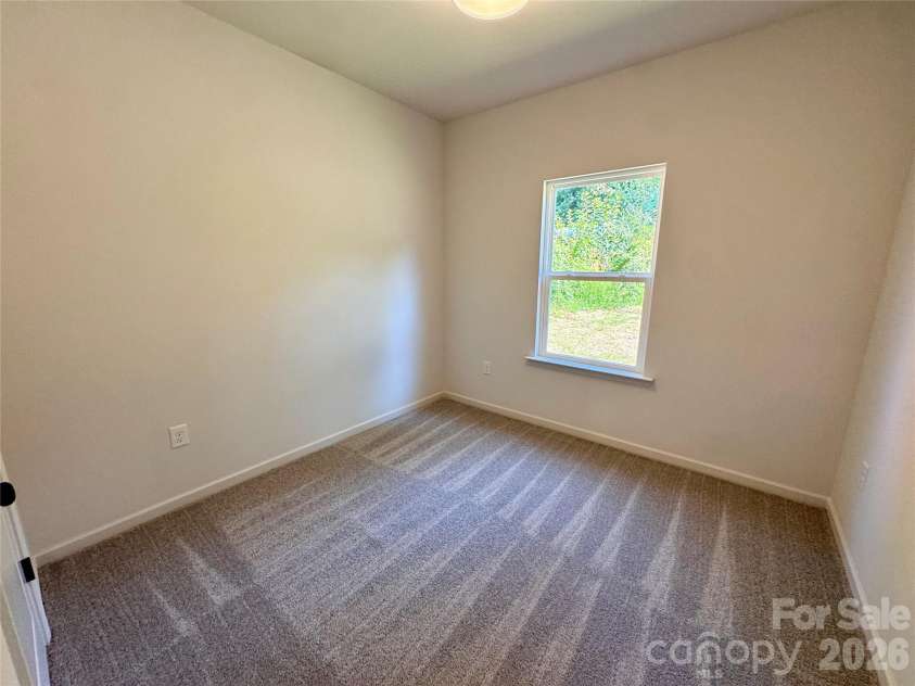 1106 Montcalm Street, Charlotte, NC 28208.  MLS# CAR4430071, YatesRealty ID 54222. 