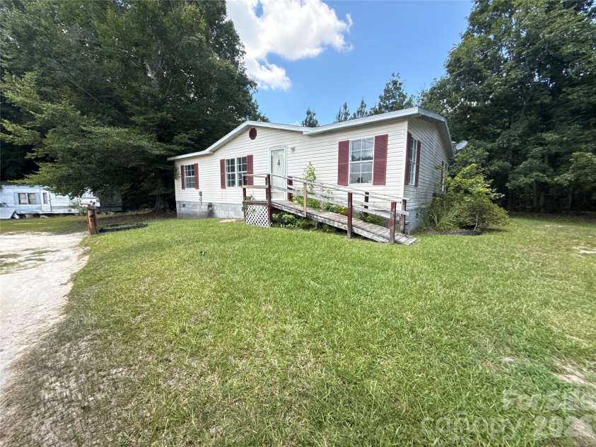 176 Mandy Lane, Union, SC 29379.  MLS# CAR4430653, YatesRealty ID 54225. 