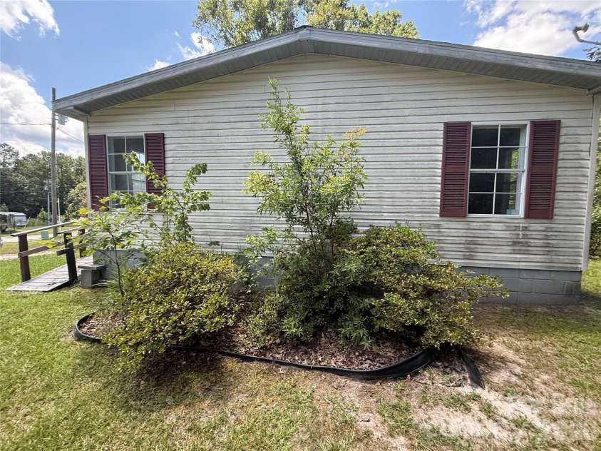 176 Mandy Lane, Union, SC 29379.  MLS# CAR4430653, YatesRealty ID 54225. 