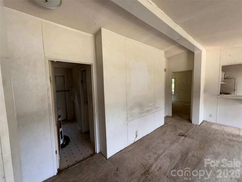 176 Mandy Lane, Union, SC 29379.  MLS# CAR4430653, YatesRealty ID 54225. 